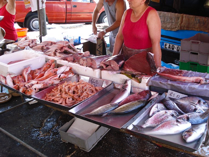 29 Naechster Fischhaendler.jpg